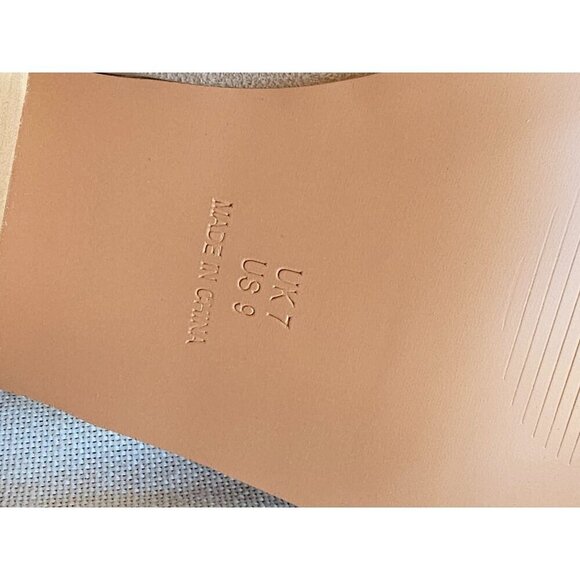 Vintage Western Cowboy Style Beige Embroidered Suede Boots With Low Block Heel F - Picture 13 of 15